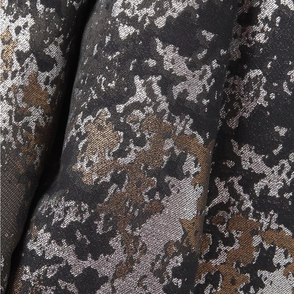 Shani Jacquard High-Low Gown - Picture 2 of 5